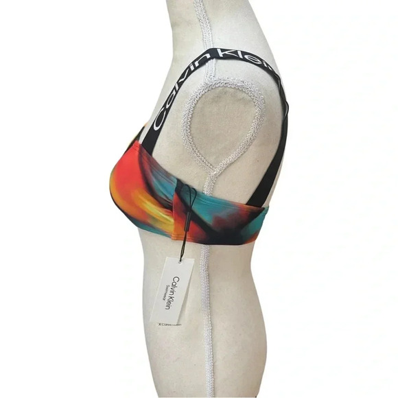 Calvin Klein Women's Standard Bra Top with Removable Soft Cups - Picture 4 of 14